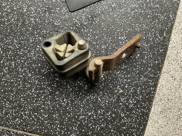 8510377 Land Rover
