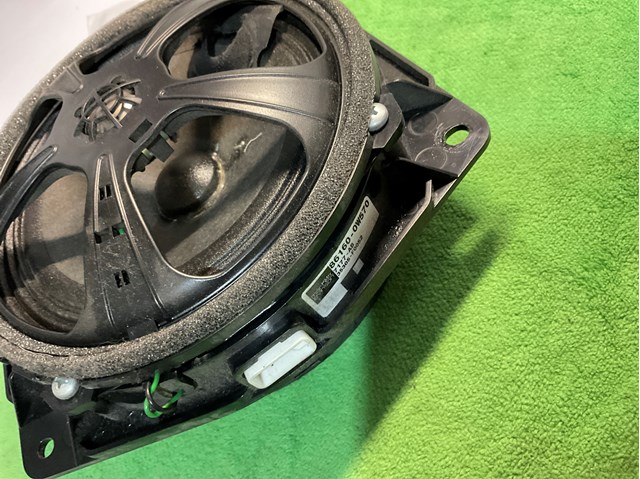 861600W570 TOYOTA Динамик передней двери купить в Львов