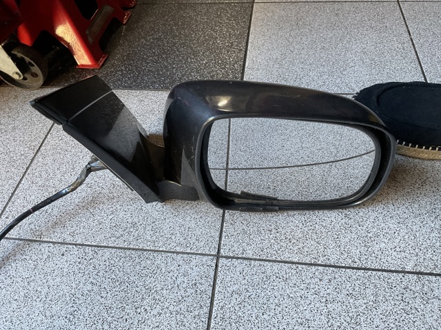 Зеркало наружное правое 8791048230C0 TOYOTA