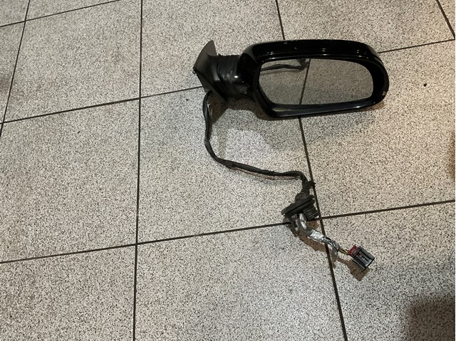 Боковое зеркало заднего вида в сборе 8P1858531L01C VAG