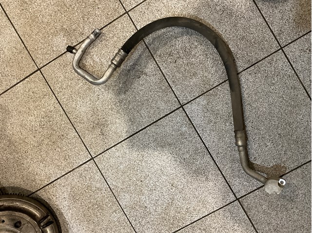 Трубопроводы 8R0260707K VAG