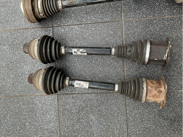 8R0407271C VAG Полуось передняя купить в Запорожье