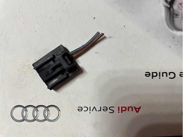 8R0973605 VAG купить в Харьков