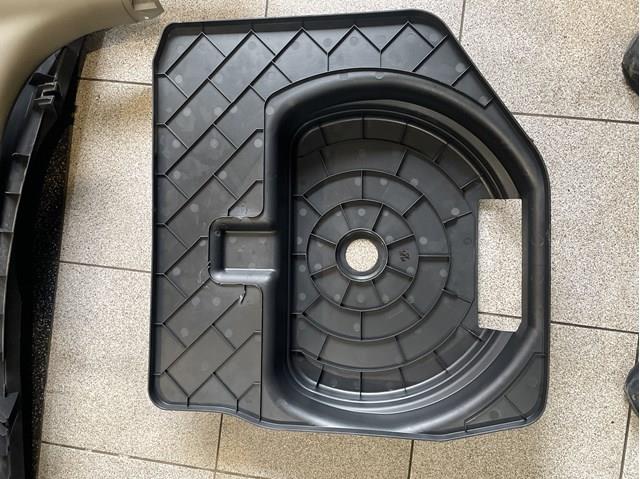 8T0012116B VAG купить в Ужгород