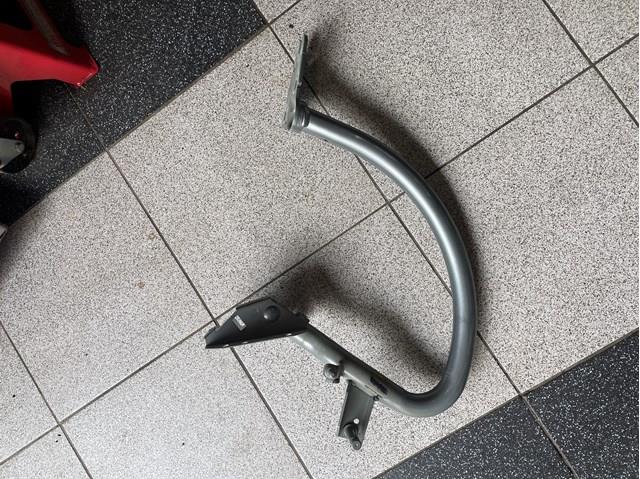 Петля багажника 8T0827301C VAG