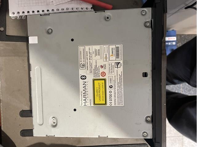 8T1035652D VAG