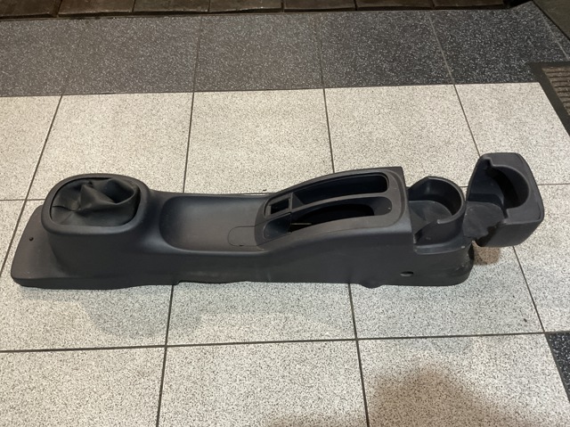 Центральная консоль торпеды 96910AX600 NISSAN