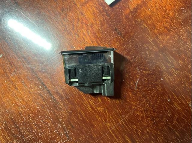 Кнопки переднего левого стеклоподъёмника A2048700451 MERCEDES