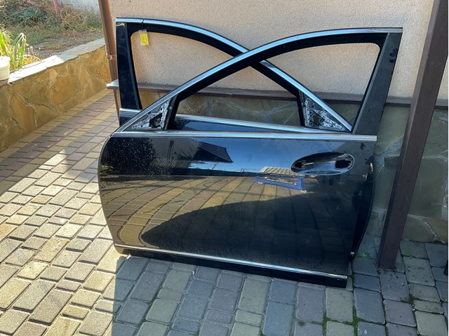 Водительская дверь A2217200105 MERCEDES
