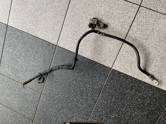 Кабель массы аккумулятора (АКБ) AV6N10C679CD FORD