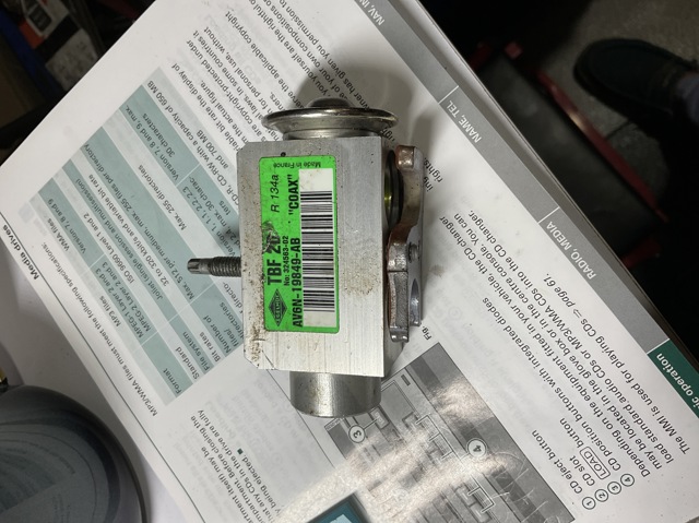Клапан TRV, кондиционера AV6N19849AB FORD