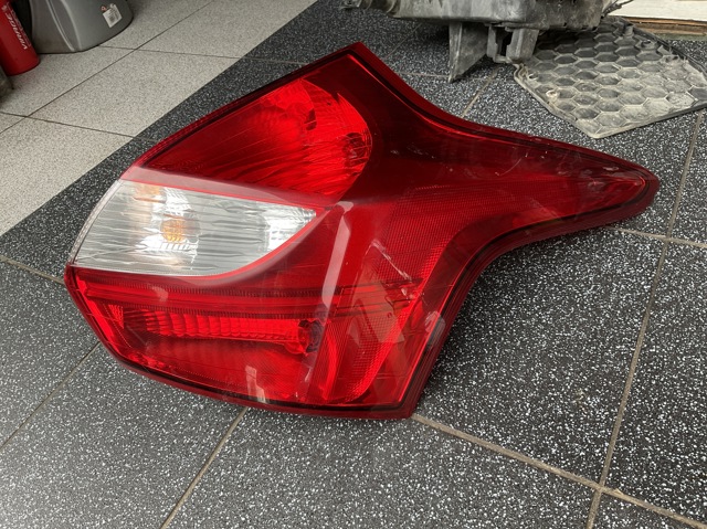 Фонари задние BM5113404AK FORD