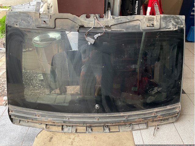 Окно двери задка CQG500031 LAND ROVER