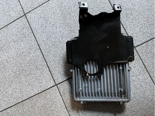 LAND ROVER DPLA12C520PAC в наличии Полтава