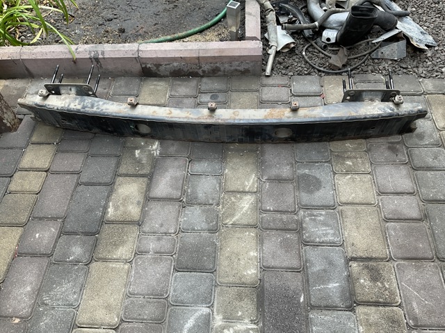 Балка бампера заднего DQE000022 LAND ROVER