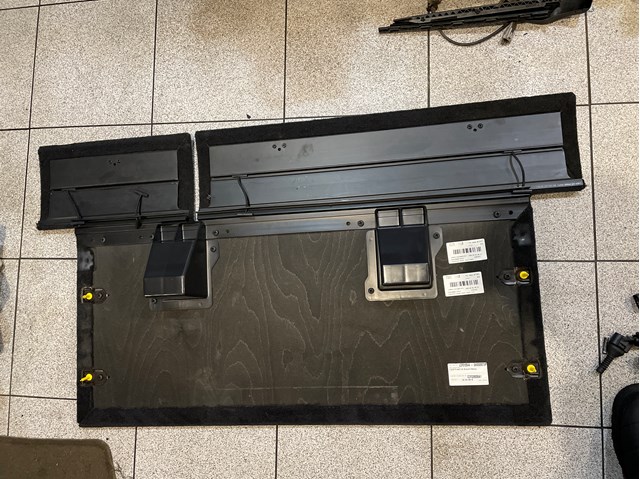 LAND ROVER EAS500073PVJ Облицовка багажного отсека нижняя в наличии Николаев