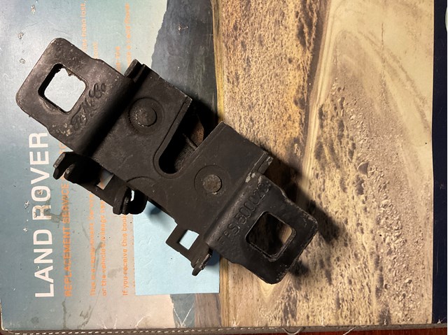 LAND ROVER FFS500020 Замок капота в наличии Харьков