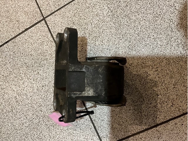 Подушка коробки IAF500030 LAND ROVER