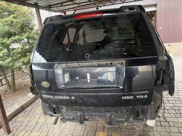 Дверь 5 LR005853 LAND ROVER