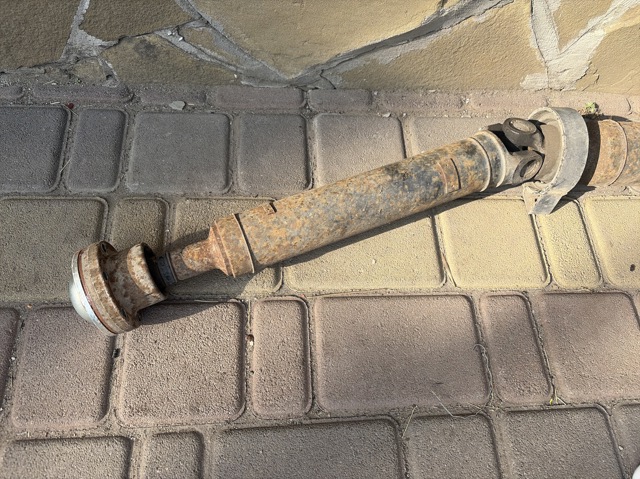 LR006959 LAND ROVER Кардан задний купить в Запорожье