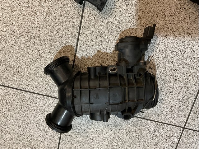 Заслонка воздушная LR007124 LAND ROVER