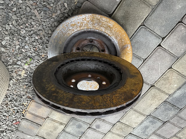 Диск тормозной передний LR016176 LAND ROVER