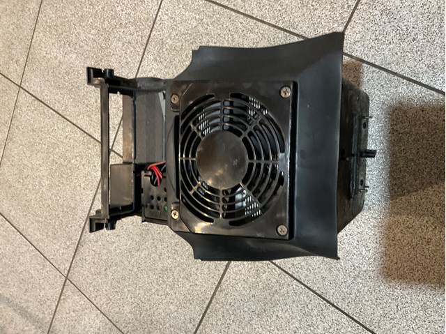 LR074679 LAND ROVER купить в Одесса