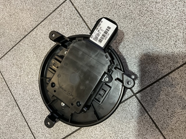 Вентилятор печки LR086148 LAND ROVER