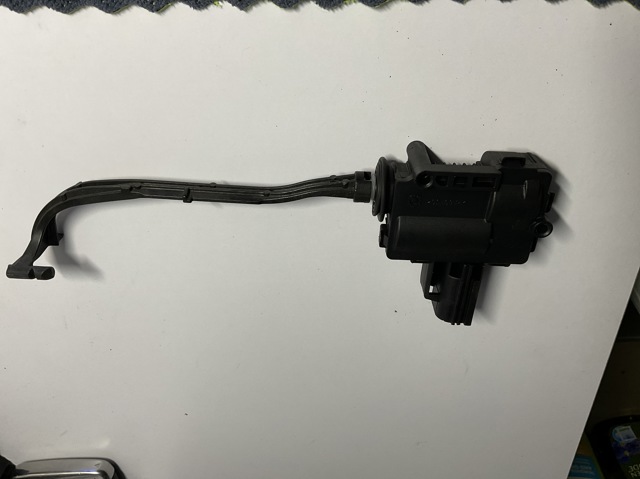 LR104300 купить Чернигов