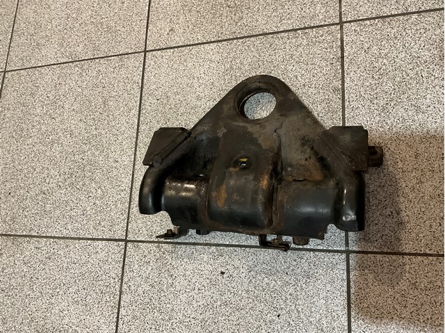 LR146622 LAND ROVER купить в Ирпень