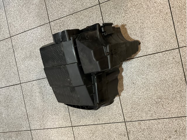 Коробка фильтра PHB000498 LAND ROVER