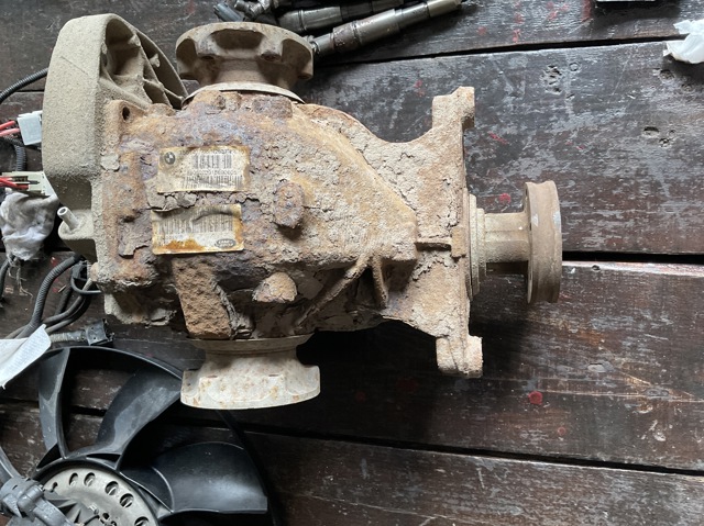 Редуктор заднего моста TBB000100 LAND ROVER