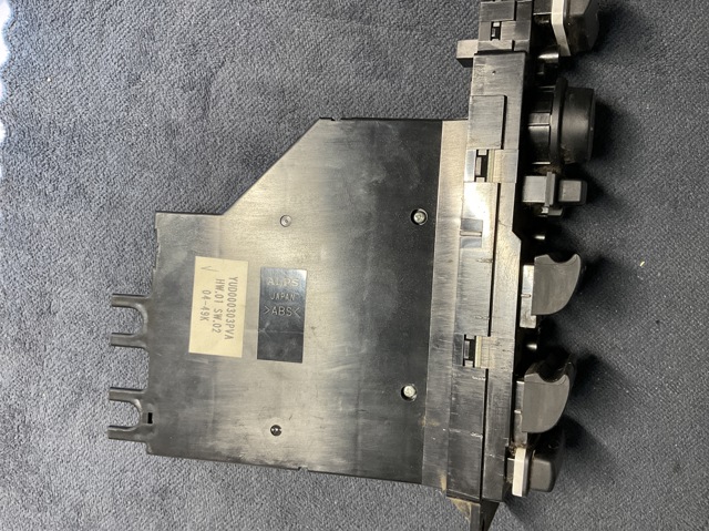 YUD000303PVA LAND ROVER купить в Украина