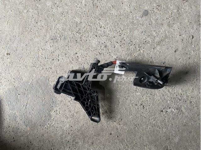 Монжатный блок реле 10688710 BMW
