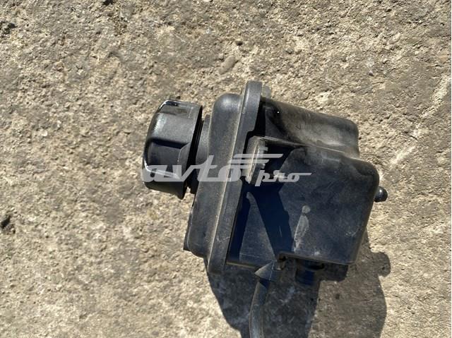 Расширительный бачок охлаждения 17137841266 BMW