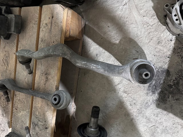 BMW 31126855743 Сайлентблок переднего рычага в наличии Запорожье