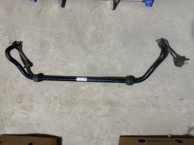 Стабилизатор передней подвески 31306891434 BMW