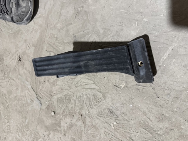 Педали газа 35406889823 BMW
