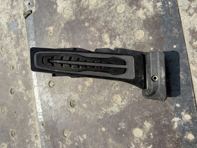 Педали газа 35406889825 BMW