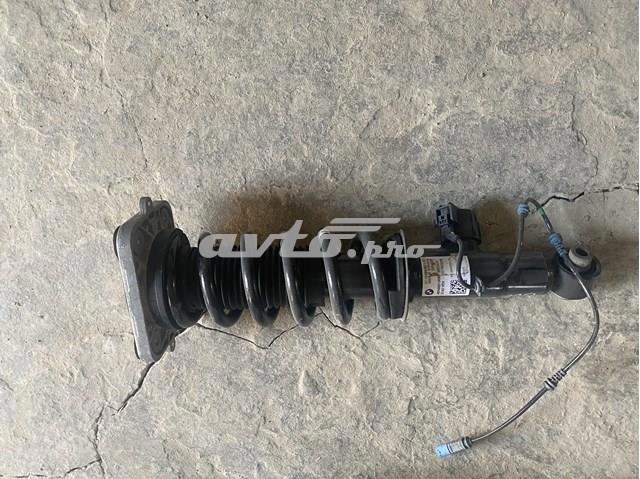 Стойка задняя правая 37106869024 BMW