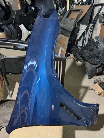 Крыло переднее правое BMW X3