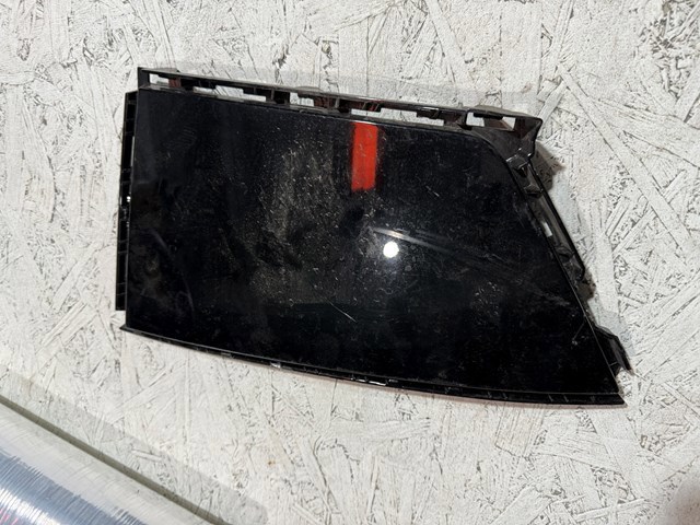 Молдинг бампера заднего, правый 51125A06684 BMW