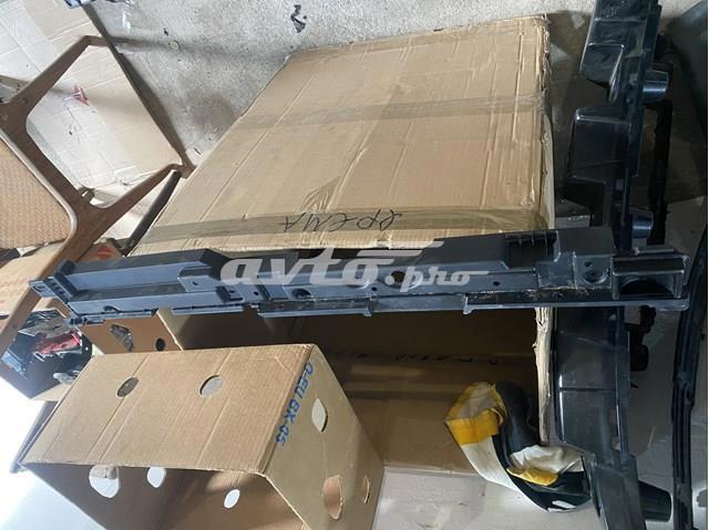 Кронштейн бампера переднего, правый 51477145914 BMW