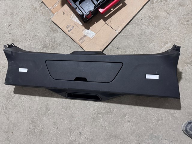 Облицовка ляды 51497481251 BMW