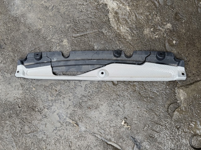 Защита заднего бампера 51758093938 BMW