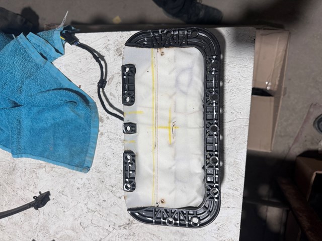 Подушка безопасности (AIRBAG) пассажирская 72129382489 BMW
