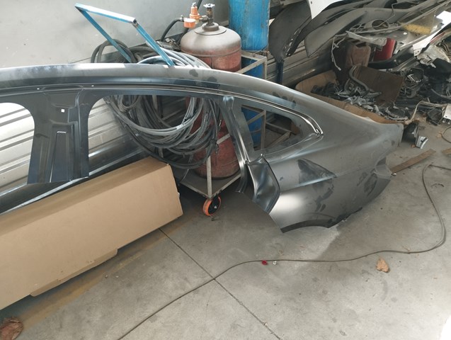 41219625527 BMW Боковина кузова левая купить в Полтава