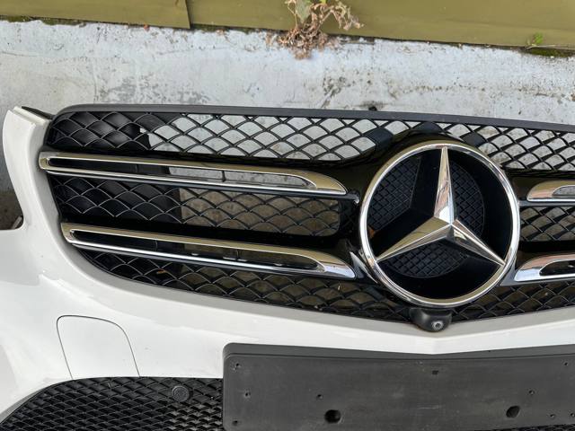 A2538882100 MERCEDES Решетка радиатора купить в Харьков