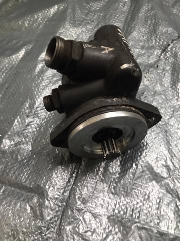 Насос гидроусилителя руля (ГУР) 1687826 DAF