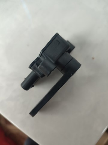 A0009059413 MERCEDES Задний датчик положения кузова купить в Харьков